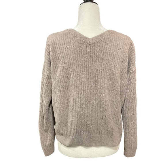 Barefoot Dreams CozyChic Lite V-Neck Button Cardigan - Picture 9 of 10